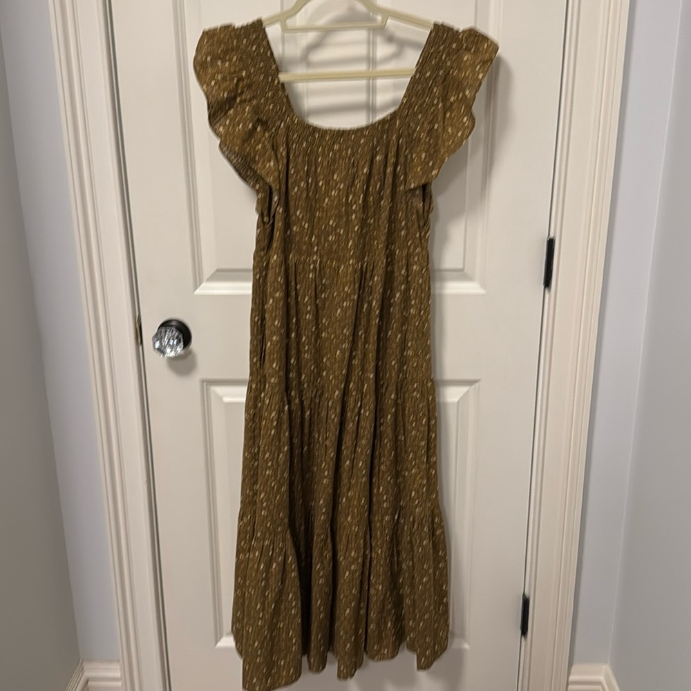 Madewell floral midi dress.  Great condition.